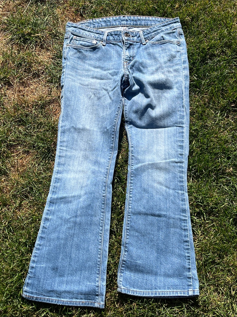 Vintage Levi’s Women’s Cropped Flare